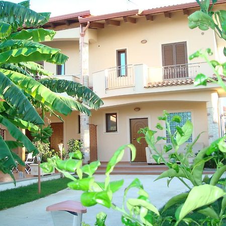 Guest House Mare E Luna Fiumefreddo Bruzio Εξωτερικό φωτογραφία