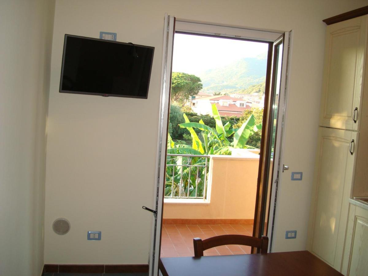 Guest House Mare E Luna Fiumefreddo Bruzio Εξωτερικό φωτογραφία