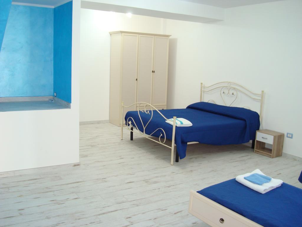 Guest House Mare E Luna Fiumefreddo Bruzio Εξωτερικό φωτογραφία
