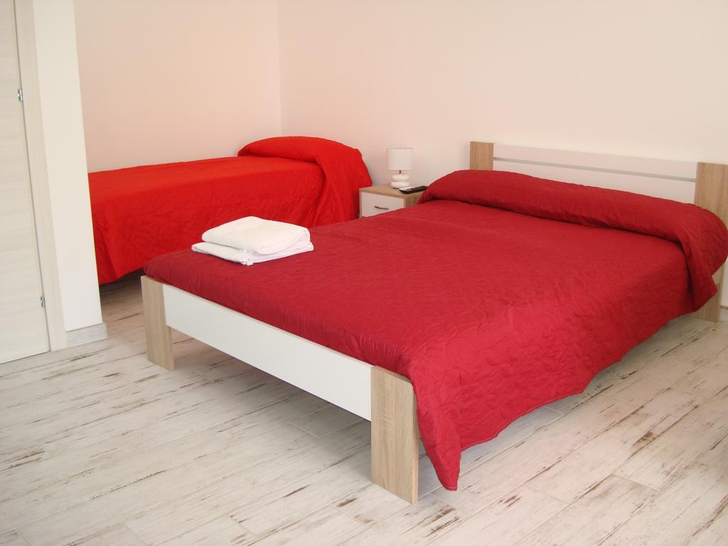 Guest House Mare E Luna Fiumefreddo Bruzio Εξωτερικό φωτογραφία