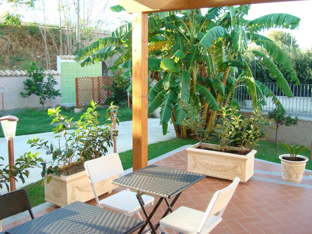 Guest House Mare E Luna Fiumefreddo Bruzio Εξωτερικό φωτογραφία