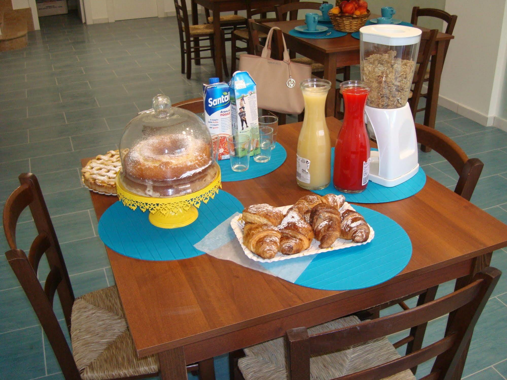 Guest House Mare E Luna Fiumefreddo Bruzio Εξωτερικό φωτογραφία