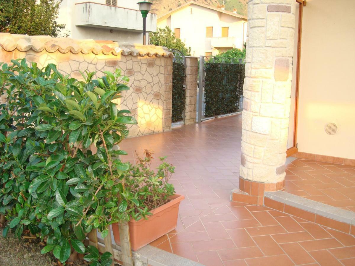Guest House Mare E Luna Fiumefreddo Bruzio Εξωτερικό φωτογραφία